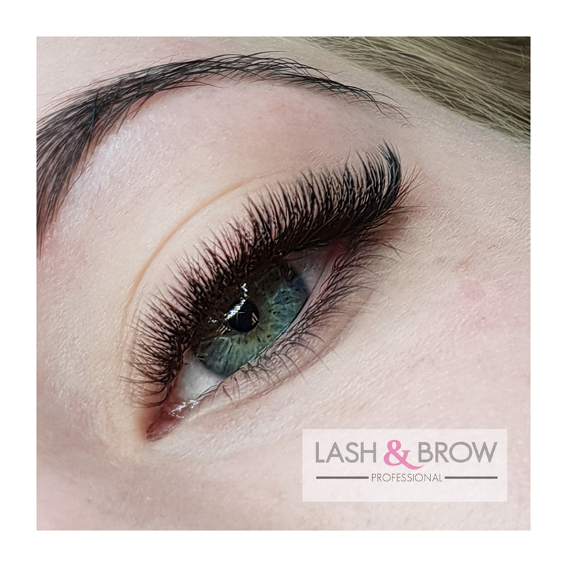 Russian Volume Eyelash Extensions - What are they?